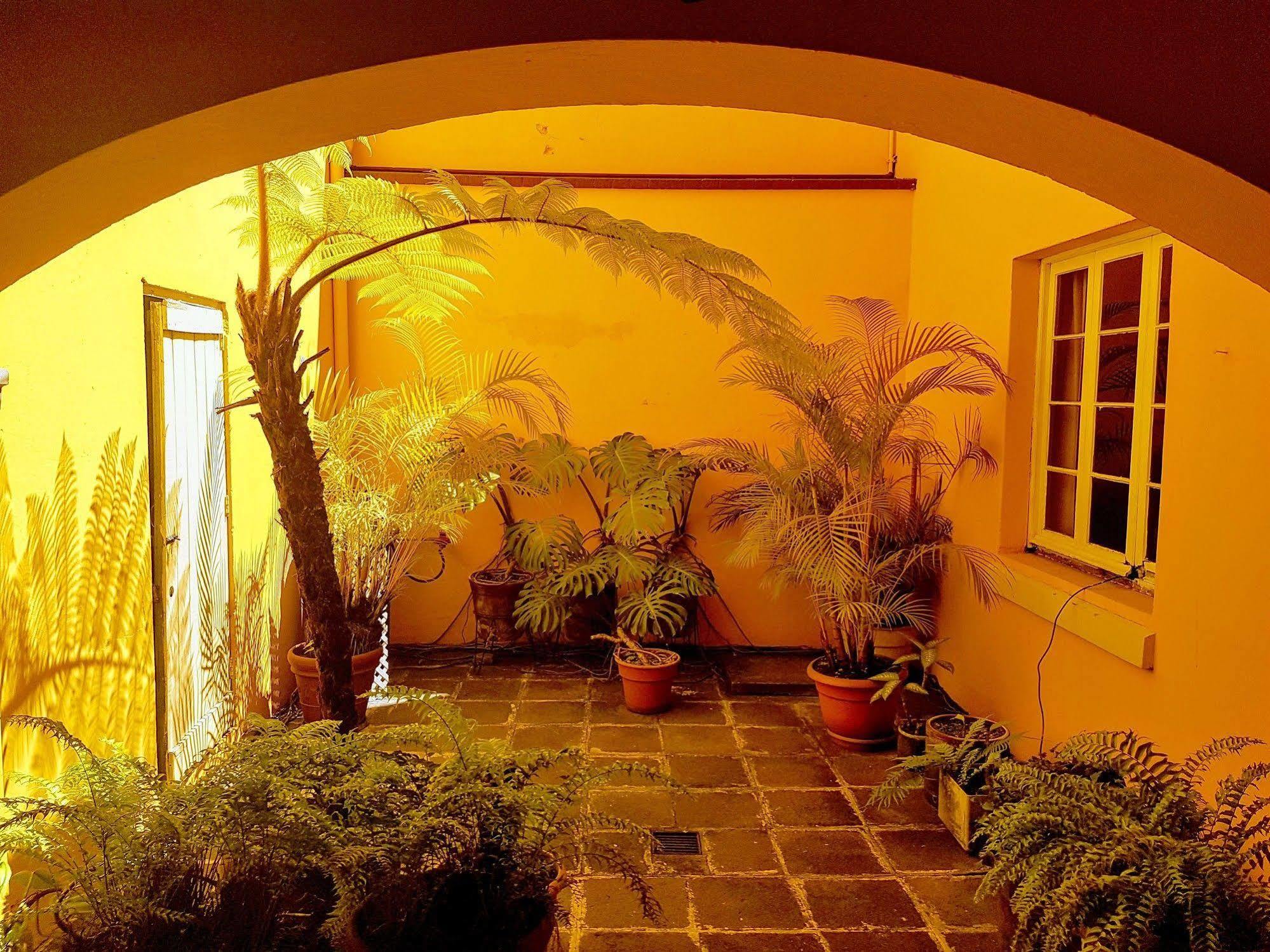 Casa Carmel Bed & Breakfast Ville de Guatemala Extérieur photo